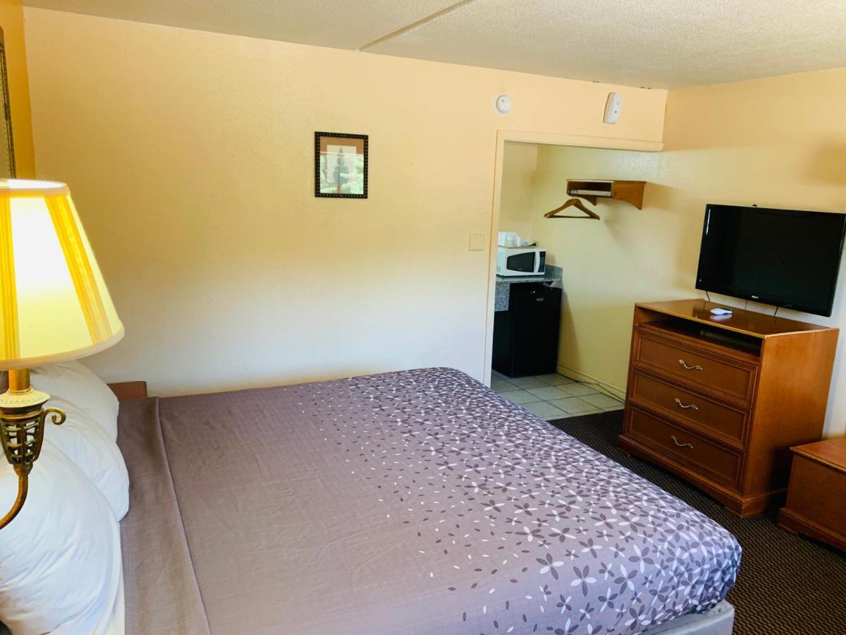Budget Inn Jonesboro Bagian luar foto